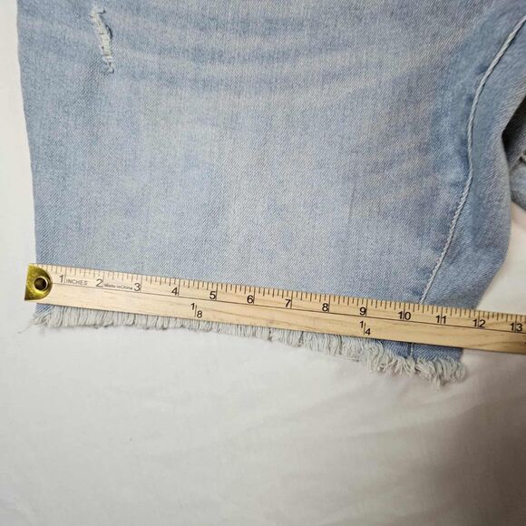 Sonoma Maternity Bermuda Jean Shorts Size 18 Light Wash Distressed Stretch Panel - Picture 7 of 10